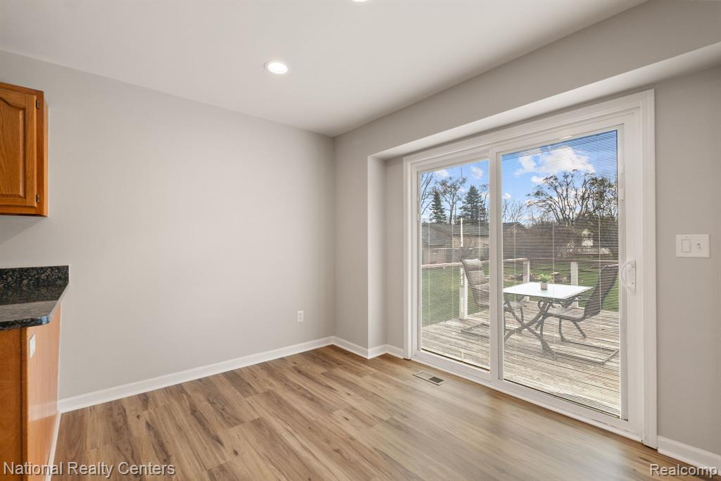 3025 Reeder Road, Clarkston, MI — Photo 10