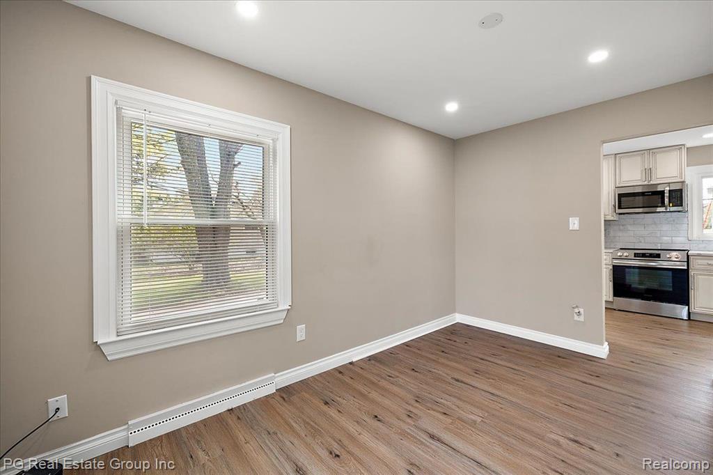 57 ORMSBY, Waterford, MI 48327 — Photo 8