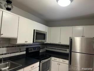 205 MAPLEWOOD, 1, South Lyon, MI 48178 — Photo 4