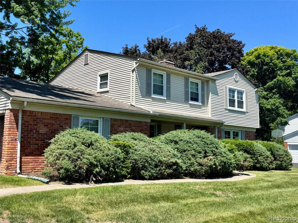 5888 Pentland Road, Bloomfield Hills, MI 48301 — Photo 2