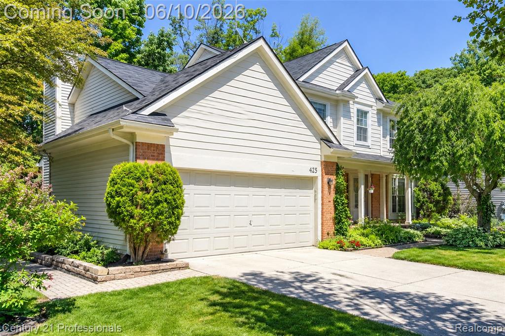 425 Cherry Grove Lane, Walled Lake, MI 48390 — Photo 2