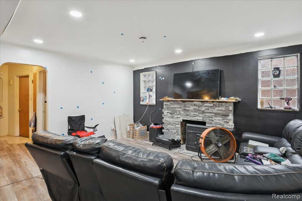 11785 Nashville Street, Detroit, MI 48205 — Photo 9