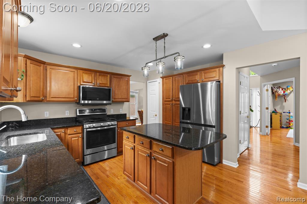 41278 Scarborough Lane, Novi, MI — Photo 20