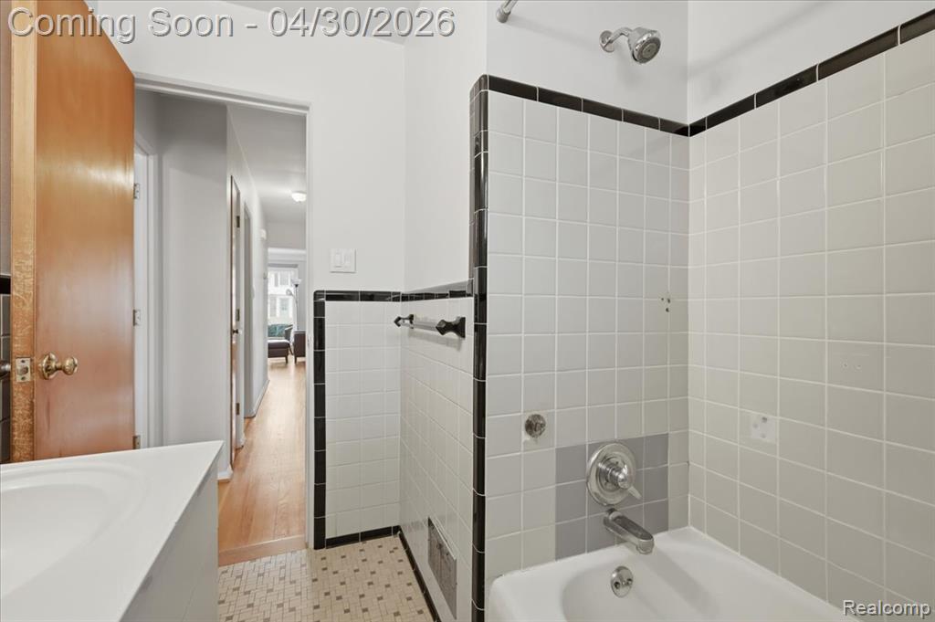 1919 Catalpa Drive, Berkley, MI 48072 — Photo 19