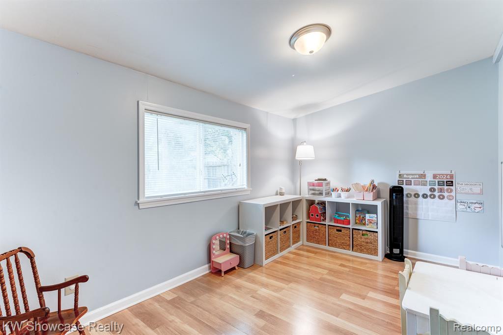 4575 OAKVISTA Avenue, Clarkston, MI — Photo 18