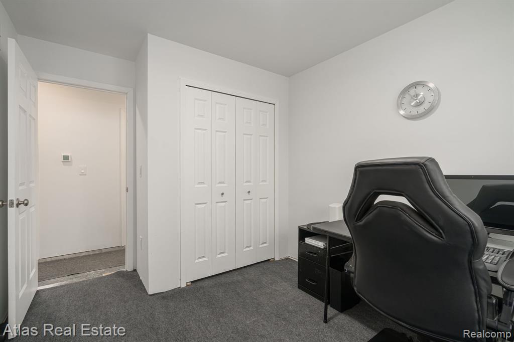 4081 Hidden View Drive, Flint, MI 48506 — Photo 33