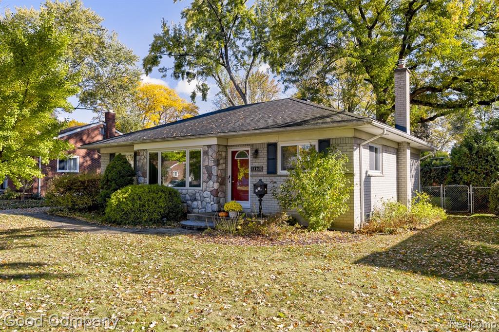 31160 E Rutland Street, Beverly Hills, MI 48025 — Photo 43