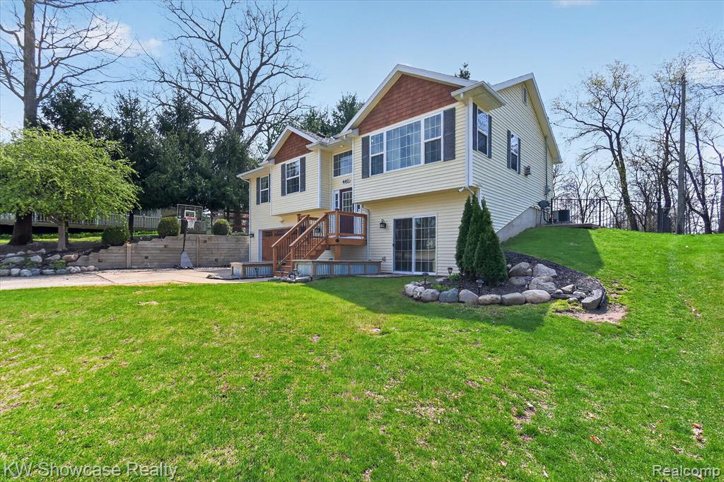 662 Tierney Avenue, Highland, MI 48356 — Photo 4