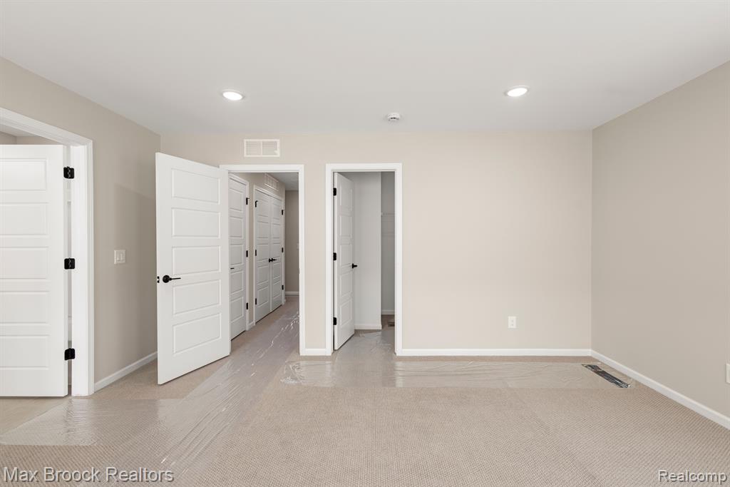 43091 Atwood Avenue 48 NE Atwood Avenue NE, 48, Novi, MI — Photo 42