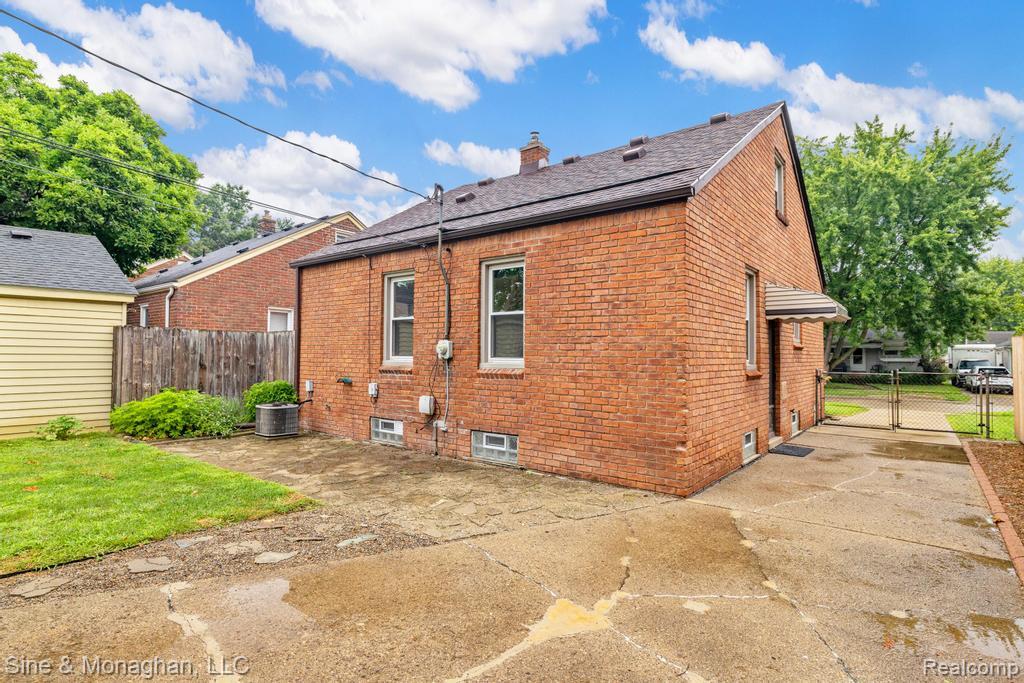7854 Jackson Street, Taylor, MI 48180 — Photo 29
