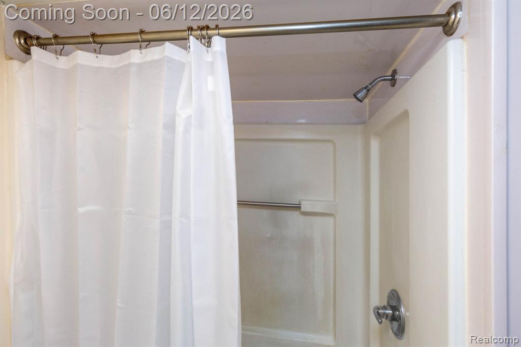 4062 Lexington Drive, Trenton, MI 48183 — Photo 29