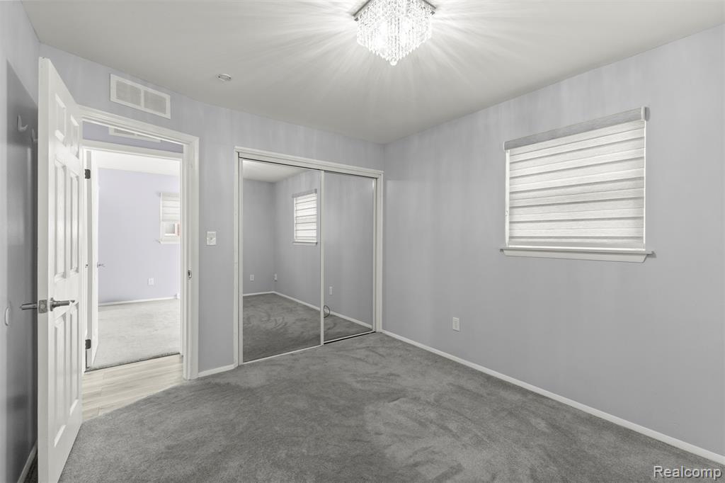 6446 Centralia Street, Dearborn Heights, MI 48127 — Photo 19