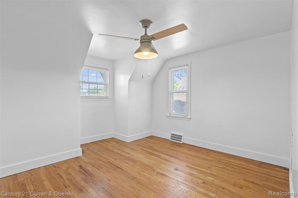 916 N Melborn Street, Dearborn, MI 48128 — Photo 10