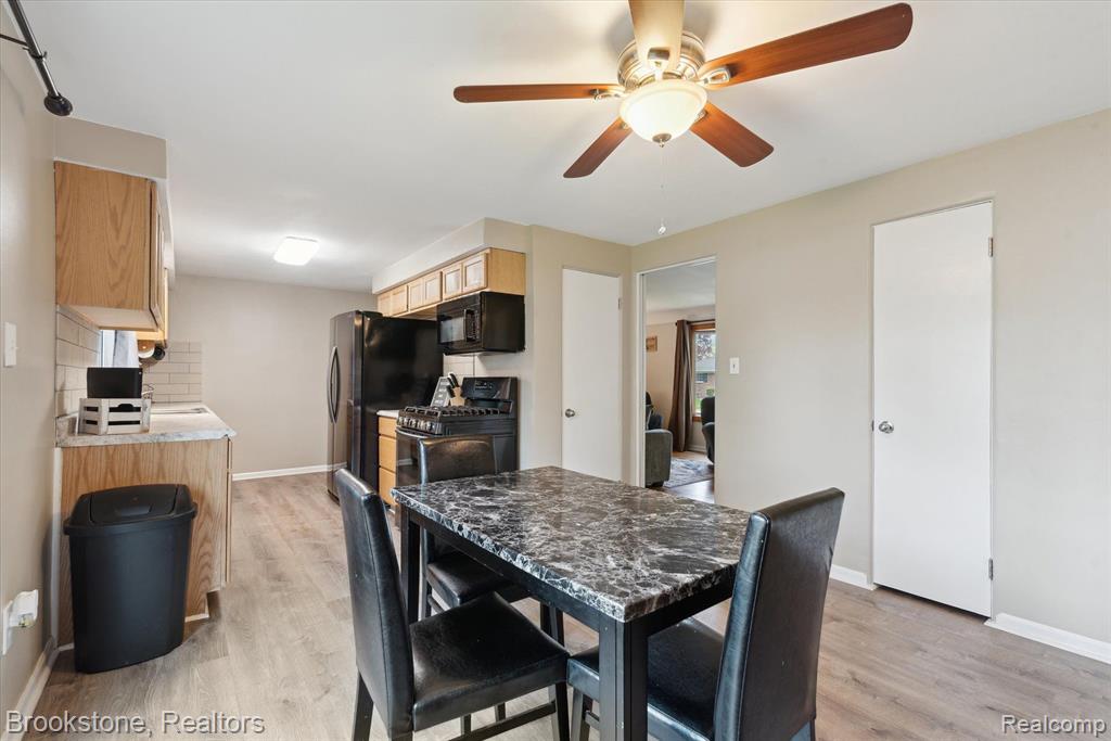 6015 Margaret Street, South Rockwood, MI — Photo 8