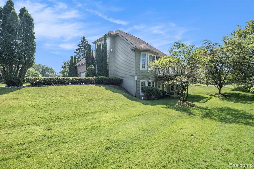 6161 Golfside Court, Grand Blanc, MI 48439 — Photo 28