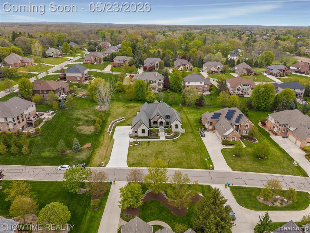4805 Woodland Hills Drive, Rochester, MI 48306 — Photo 69
