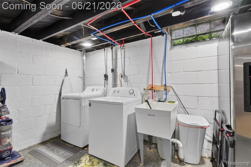 24660 Ridgedale Street, Oak Park, MI 48237 — Photo 30