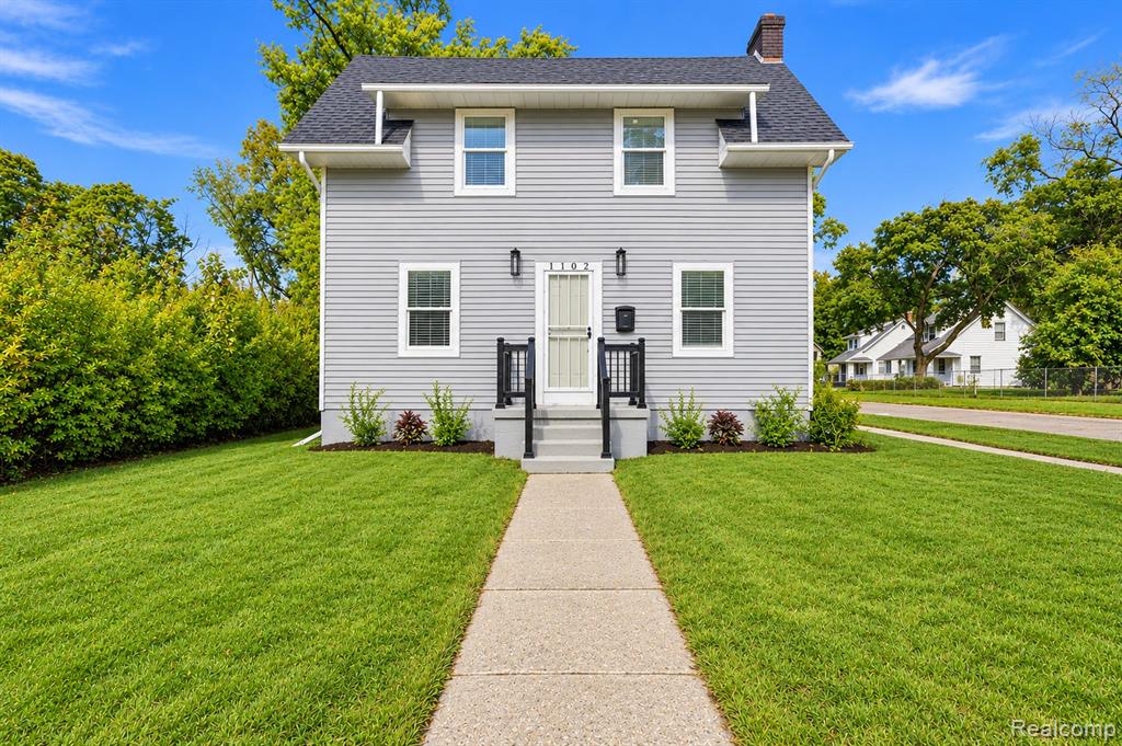 Property photo for 1102 W Dayton Street, Flint, MI 48504