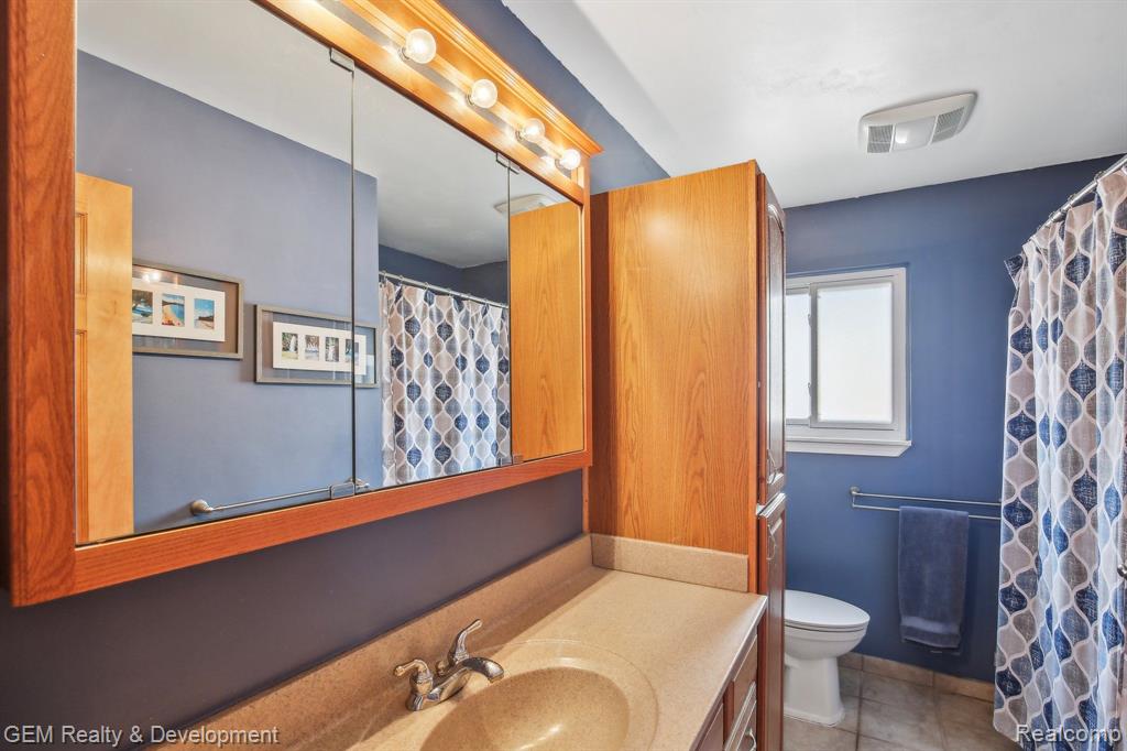 7480 CORBETT Drive, Canton, MI 48187 — Photo 15