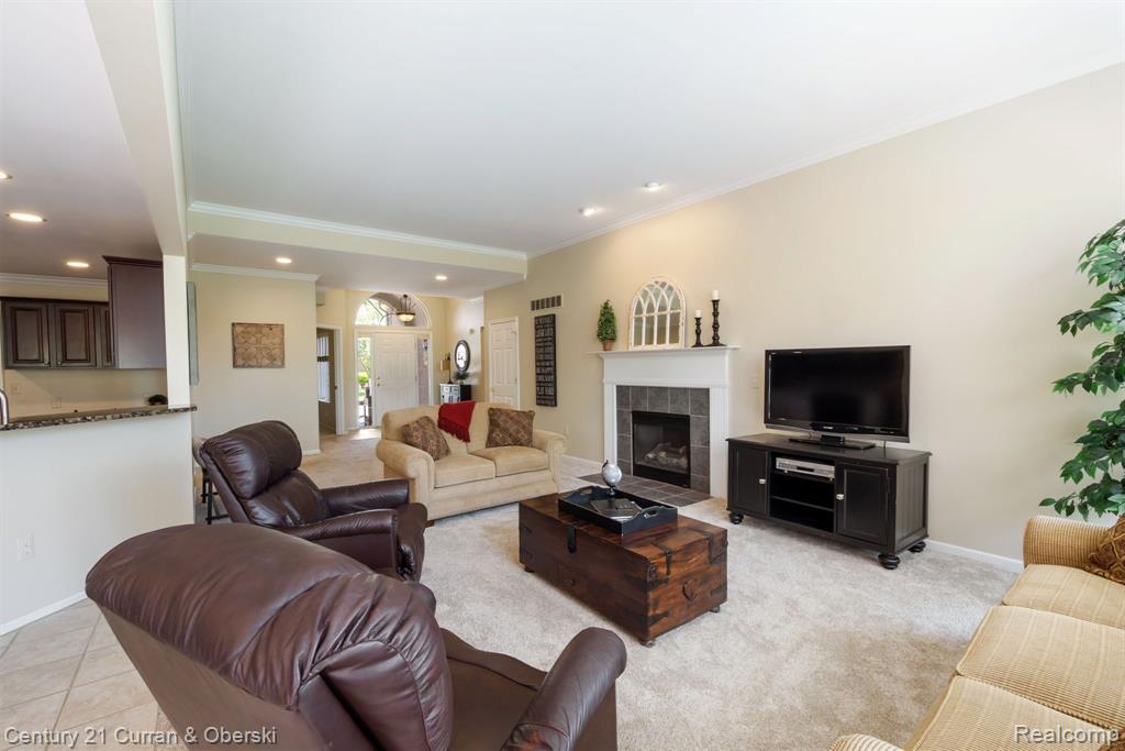 49431 N GLACIER, Northville, MI 48168 — Photo 12