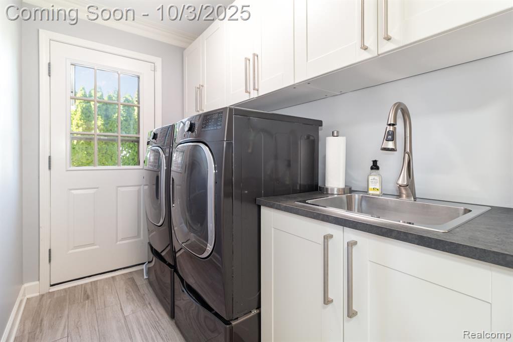 48434 Hill Top Drive E, Plymouth, MI 48170 — Photo 23