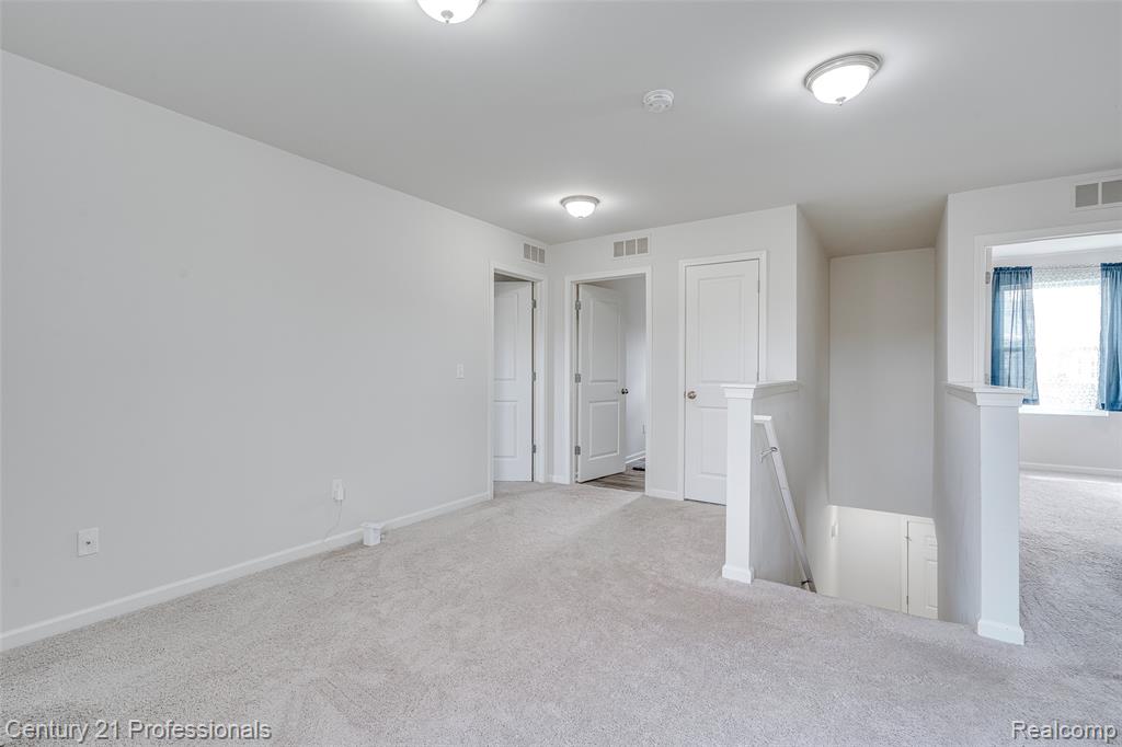 1666 Golfview Drive, Ypsilanti, MI 48198 — Photo 42