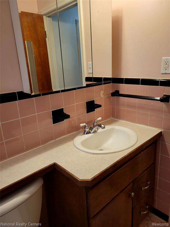 8789 Donna Street, Westland, MI — Photo 13