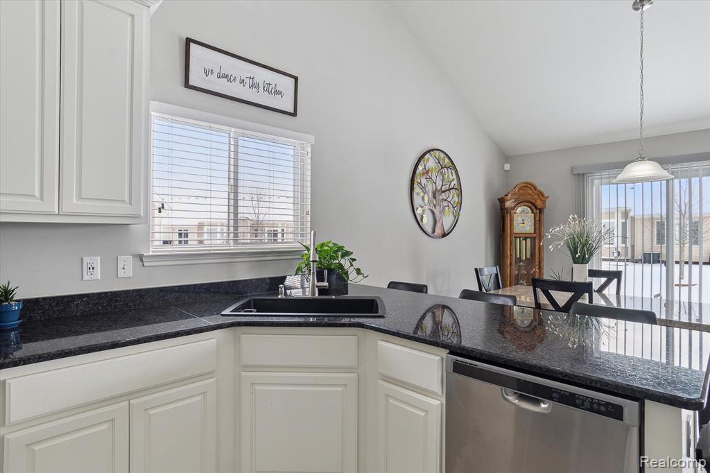 47318 JOANNE SMITH Lane, Chesterfield, MI — Photo 20