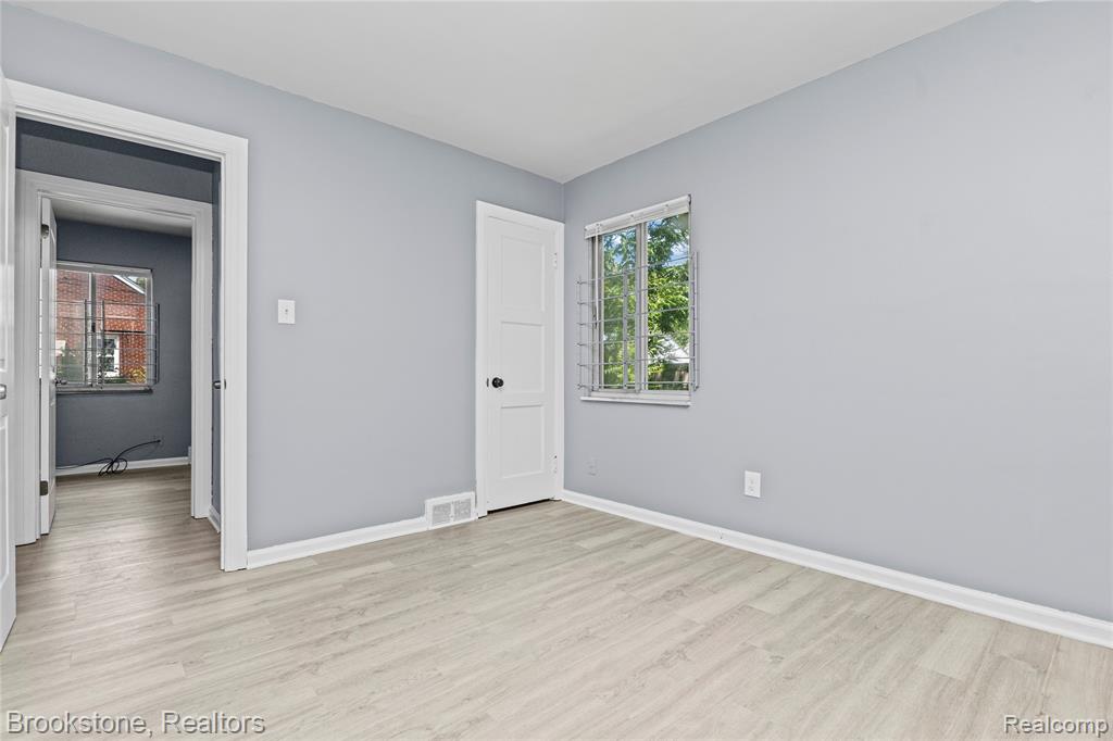20214 Greeley Street, Highland Park, MI 48203 — Photo 16