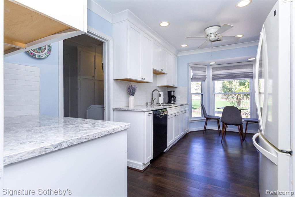 21890 Hampton Street, Beverly Hills, MI 48025 — Photo 9