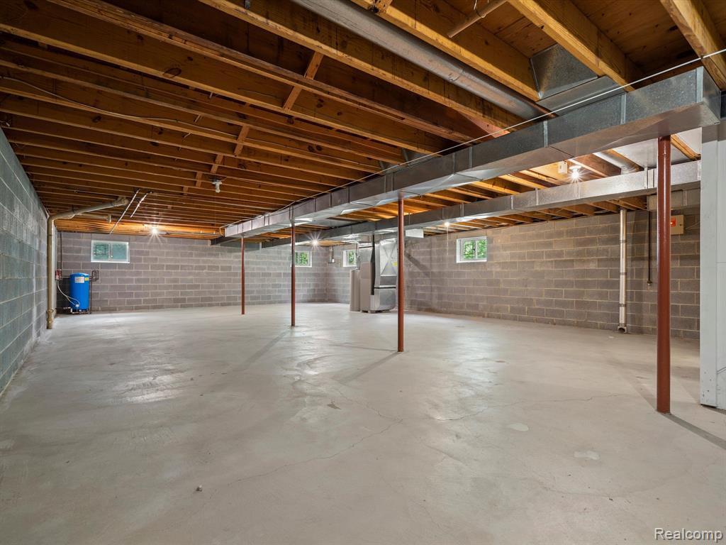 4875 Lockwood Drive, Washington, MI — Photo 29
