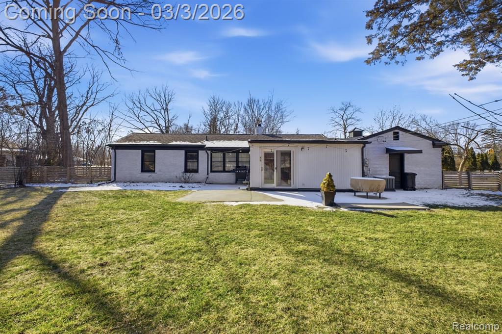 16256 W 13 Mile Road W, Beverly Hills, MI 48025 — Photo 30