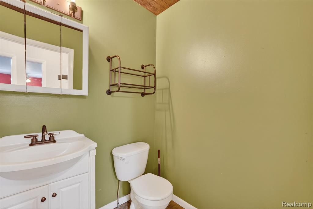 1325 N Linden Road, Flint, MI 48532 — Photo 10
