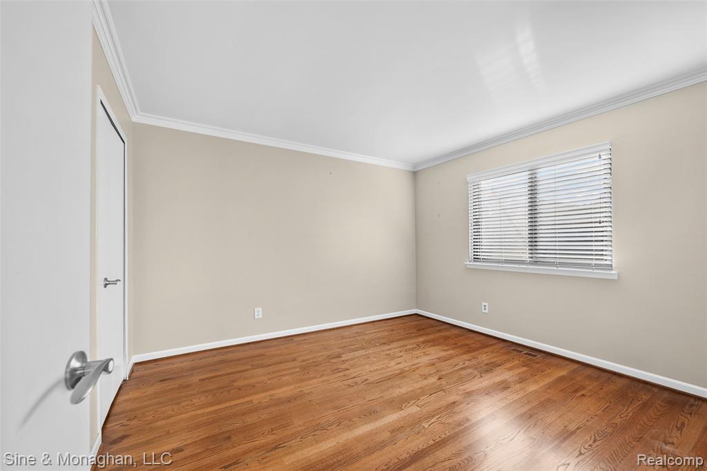 4419 Robinwood Avenue, Royal Oak, MI 48073 — Photo 21