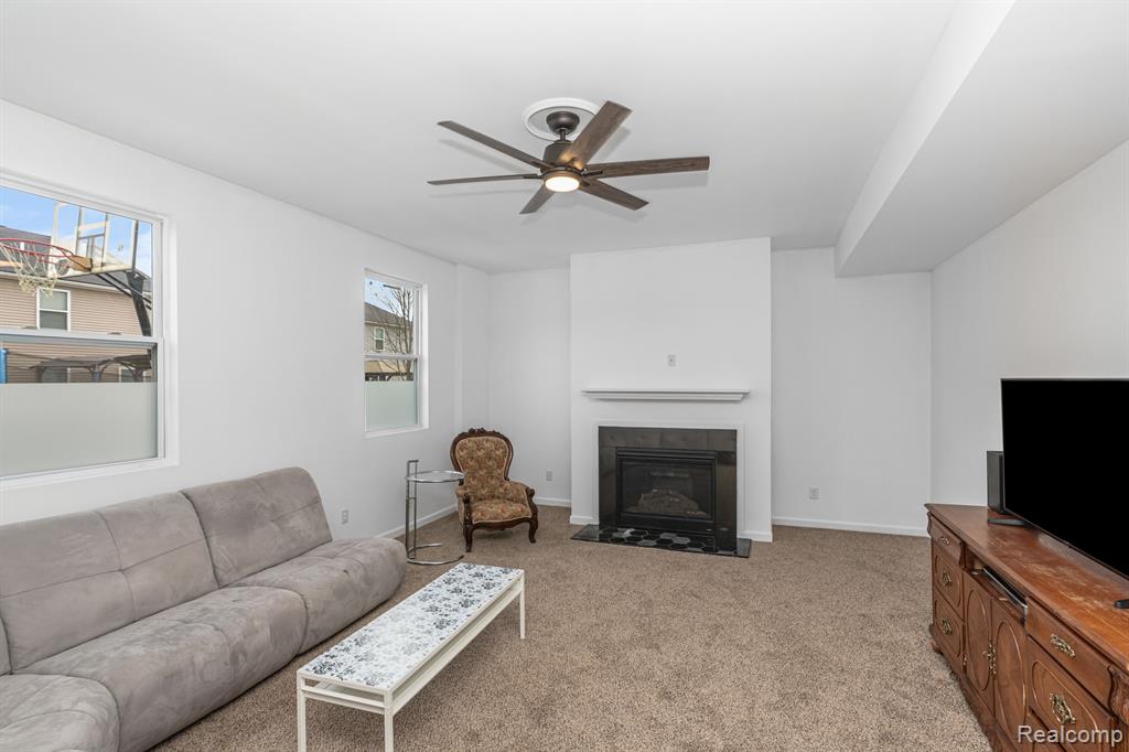 8415 Walnut Hill, Dexter, MI 48130 — Photo 16