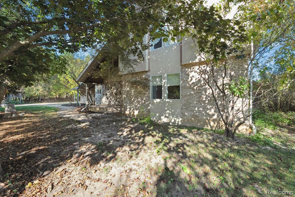 1792 Tooley Road, Howell, MI 48855 — Photo 46