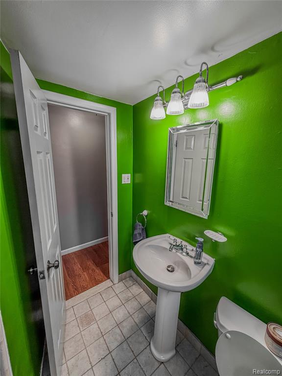 17858 Summer Lane S, Fraser, MI 48026 — Photo 11