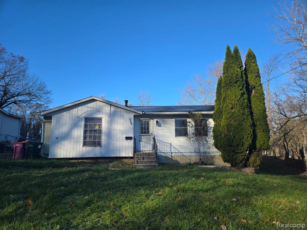848 Alger Avenue, Owosso, MI 48867 — front exterior