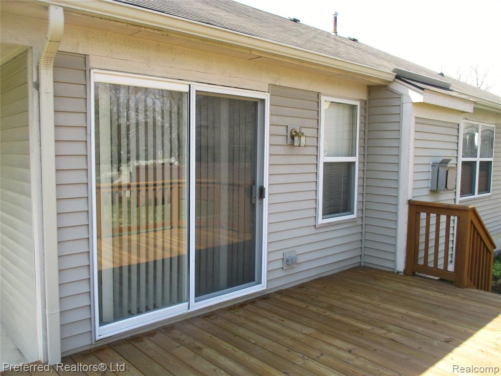 9153 Lakewood Drive, Whitmore Lake, MI 48189 — Photo 27