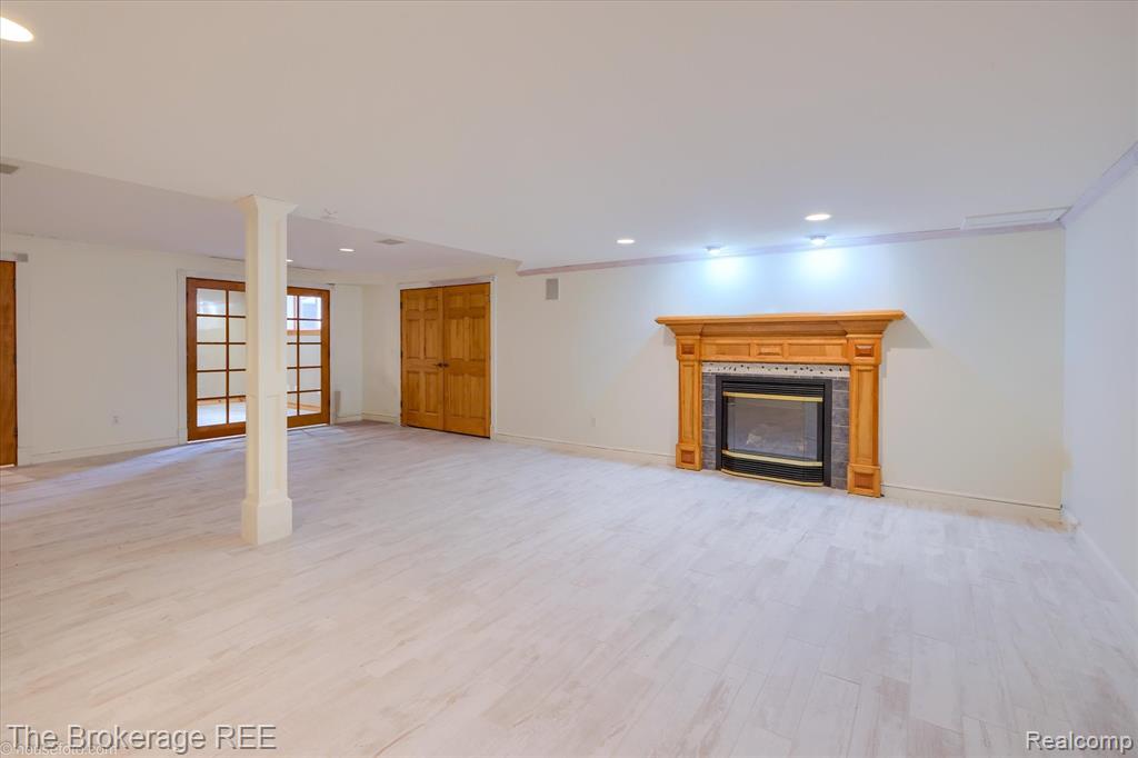 5475 Woodfield Parkway, Grand Blanc, MI 48439 — Photo 77