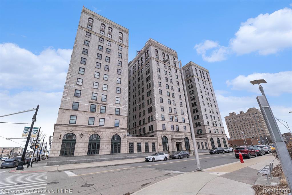 15 E KIRBY Street, 422, Detroit, MI 48202 — Photo 25