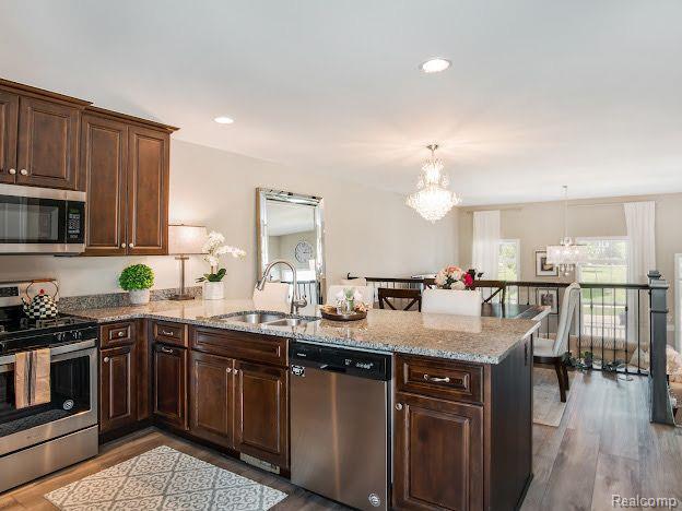 53558 CHAMPLAIN Street, Macomb, MI 48042 — Photo 7