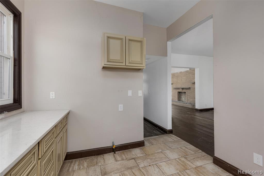 89 Hague Street, Detroit, MI 48202 — Photo 12