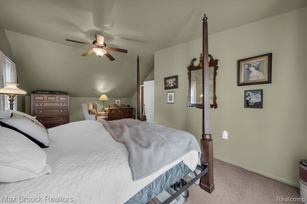710 HARTLAND Drive, Troy, MI 48083 — Photo 13