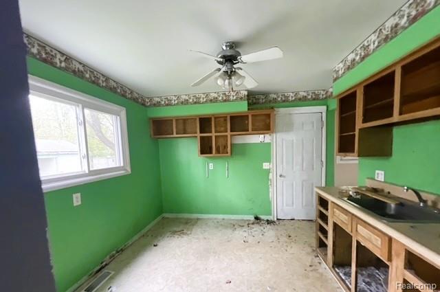580 KANSAS Avenue, Ypsilanti, MI 48198 — Photo 5