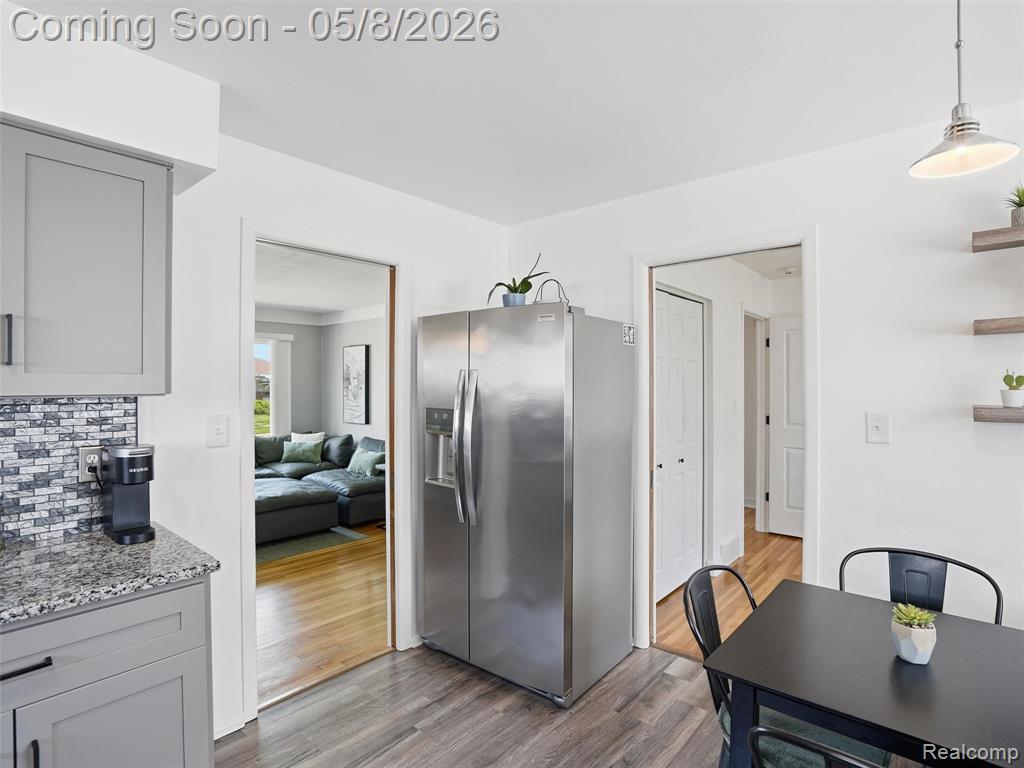 7911 Beatrice, Westland, MI — Photo 18