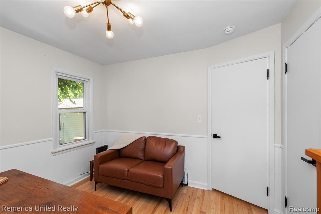 717 S Edgeworth Avenue, Royal Oak, MI 48067 — Photo 31