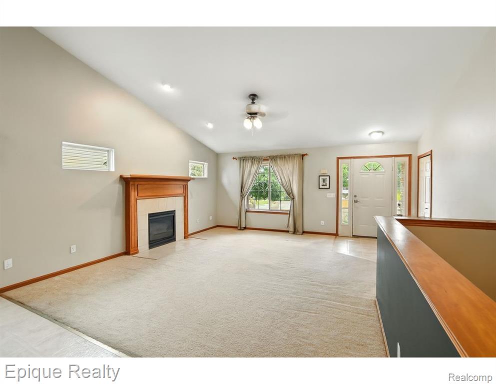 418 Converse Court, Lake Orion, MI 48362 — Photo 8