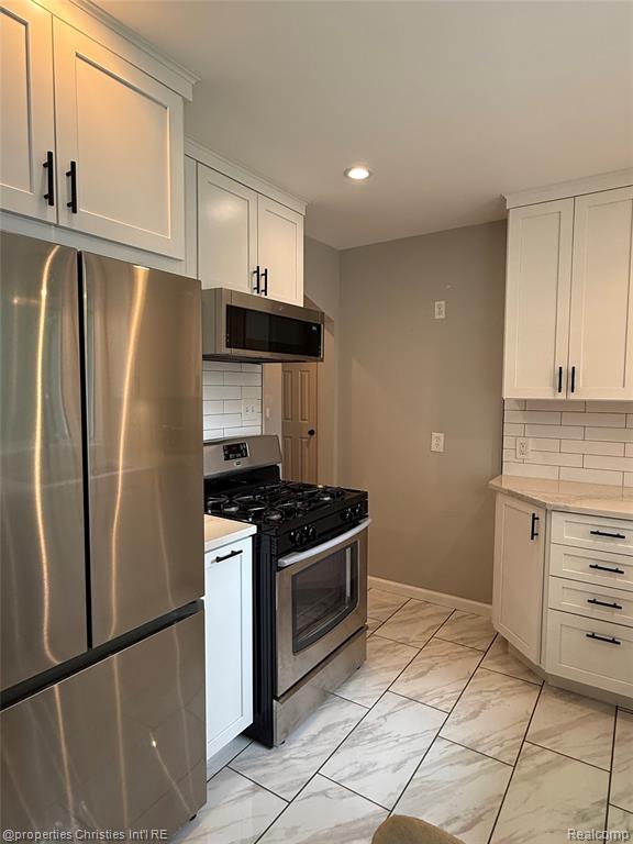 4003 Elmhurst Avenue, Royal Oak, MI 48073 — Photo 8
