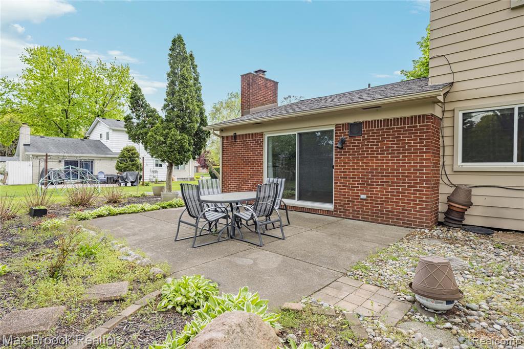 7011 Heather Heath, West Bloomfield, MI — Photo 59